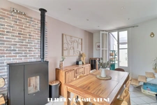 AU COEUR DE LA COLONIE !! TRES BELLE MAISON 1930 ENTIEREMENT RENOVEE DE 99M2  5 PIECES 3 CHAMBRES AVEC 2 TERRASSES S/SOL TOTAL A PROXIMITE DE L ECOLE ST GENEVIEVE   ET DE LA GARE DU CENTRE VILLE 