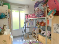 COLONIE !! TRES BEL APPARTEMENT RESIDENCE RECENTE AVEC JARDIN ET TERRASSE 100 m2 4 PIECES 80M2 3 CHAMBRES 1 PARKING EN S/SOL