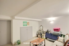 CENTRE VILLE MAIRIE MAGNIFIQUE MAISON MEULIERE ENTIEREMENT RENOVEE DPE C 5 PIECES 3 CHAMBRES S/SOL TOTAL JARDIN 300M2 