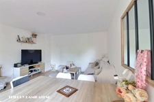 COTEAUX LIMITE SANNOIS  DERNIER ETAGE TRES BEL APPARTEMENT DUPLEX TERRASSE 4 PIECES 80M2 3 CHAMBRES DOUBLE PARKING EN S/SOL