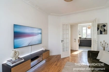 COLONIE !! A 5MN à pied de la gare du centre ville appartement bourgeois de style parisien 3 pieces 2 chambres 54m2 proche tous commerces et écoles