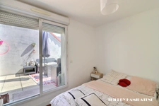 COTEAUX LIMITE SANNOIS  DERNIER ETAGE TRES BEL APPARTEMENT DUPLEX TERRASSE 4 PIECES 80M2 3 CHAMBRES DOUBLE PARKING EN S/SOL