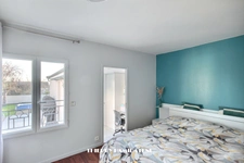 COUP DE COEUR ASSURE !! MAGINFIQUE MAISON INDIVIDUELLE SANS TRAVAUX 6 PIECES 133M2 4 CHAMBRES GARAGE ET ATELIER PARKING INTERIEUR 4 VOITURES AVEC JARDIN ET TERRASSE PLEIN SUD SANS VIS A VIS 