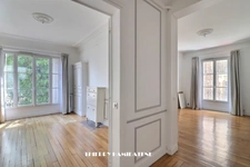 GARE DU CENTRE VILLE !! MAGNIFIQUE APPARTEMENT BOURGEOIS FIN XIX 100M2 COMME A PARIS 4 PIECES 2 CHAMBRES CAVE EN S/SOL