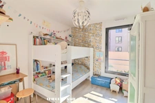 CHAMPARON -AGENT SARRE- COUP DE COEUR !! MAGNIFIQUE APPARTEMENT DE 80M2 AVEC BALCON 4 PIECES 3 CHAMBRES  DANS RESIDENCE RECENTE 2020 1 PARKING EN S/SOL