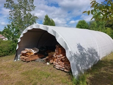 CORPS DE FERME AVEC DÉPENDANCES SUR TERRAIN DE 2 Ha 16 a 90 ca AUX ALLURES DE CAMPING !