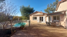 HYPER RARE PUYGOUZON VILLA AVEC PISCINE SUR LES COTEAUX ET VUE PANORAMIQUE SUR SA PROPRE FORET 