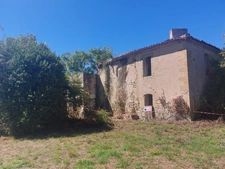 ANCIENNE MAISON BOURGEOISE EN PIERRE A RENOVER ENTIEREMENT AVEC SA GRANDE FORET