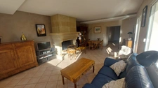 HYPER RARE PUYGOUZON VILLA AVEC PISCINE SUR LES COTEAUX ET VUE PANORAMIQUE SUR SA PROPRE FORET 
