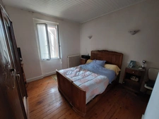 MAISON DE MAITRE AVEC  DEPENDANCES DEUX PIGEONNIERS SUR PARC DE 5000M²