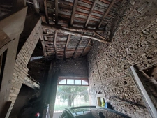 MAISON DE MAITRE AVEC  DEPENDANCES DEUX PIGEONNIERS SUR PARC DE 5000M²
