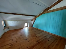  CORPS DE FERME RENOVE AVEC  EQUIPEMENT POUR 2 CHEVAUX GRANDES DEPENDANCES SUR 1,2ha