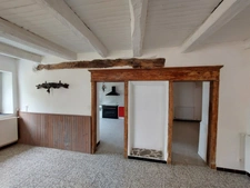 MAISON EN PIERRE RENOVEE  200m² avec deuxieme batisse autonome à amenager en gîte 