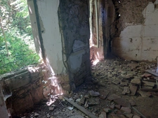 ANCIENNE MAISON BOURGEOISE EN PIERRE A RENOVER ENTIEREMENT AVEC SA GRANDE FORET