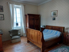MAISON DE MAITRE  RENOVEE AVEC DEPANDANCES  EN FUTUR GITE ET PARC ARBORE  
