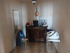 MAISON DE MAITRE AVEC  DEPENDANCES DEUX PIGEONNIERS SUR PARC DE 5000M²