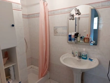 VILLA CONTEMPORAINE RECENTE AVEC PISCINE