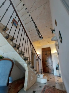 MAISON DE MAITRE  RENOVEE AVEC DEPANDANCES  EN FUTUR GITE ET PARC ARBORE  