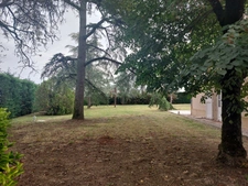 MAISON DE MAITRE  RENOVEE AVEC DEPANDANCES  EN FUTUR GITE ET PARC ARBORE  
