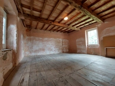 MAISON EN PIERRE RENOVEE  200m² avec deuxieme batisse autonome à amenager en gîte 