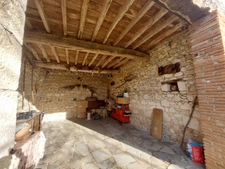  PUYGOUZON CORPS DE FERME EN GRANDE PARTIE RENOVE AVEC PIGEONNIER ET DEPENDANCES 