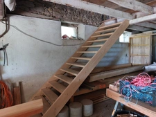 CORPS DE FERME AVEC DEPENDANCES ET GRAND MOBILHOME SUR TERRAIN SUR VEGETALISE DE 2ha16a90ca aux allures de camping! 250000€