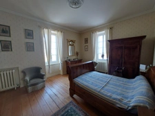 MAISON DE MAITRE  RENOVEE AVEC DEPANDANCES  EN FUTUR GITE ET PARC ARBORE  