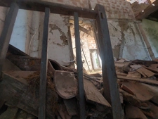 ANCIENNE MAISON BOURGEOISE EN PIERRE A RENOVER ENTIEREMENT AVEC SA GRANDE FORET