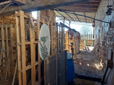 CORPS DE FERME AVEC 2 MAISONS RENOVEES ET NOMBREUSES DEPENDANCES A 10 MINUTES D'ALBI SUD 