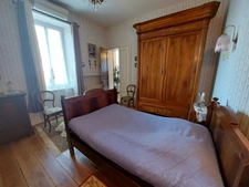 MAISON DE MAITRE  RENOVEE AVEC DEPANDANCES  EN FUTUR GITE ET PARC ARBORE  