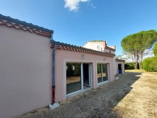 MAISON DE MAITRE  RENOVEE AVEC DEPANDANCES  EN FUTUR GITE ET PARC ARBORE  