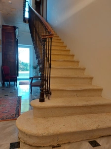 MAISON DE MAITRE  RENOVEE AVEC DEPANDANCES  EN FUTUR GITE ET PARC ARBORE  