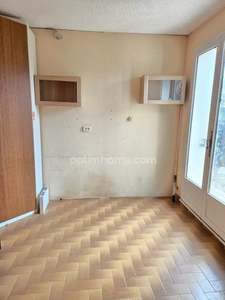 Grande maison familiale T8 avec piscine et jardin – Proche commerces
