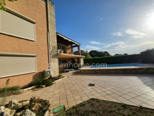 ? Grande maison Spacieuse avec Vue dégagée et Piscine à Saint Mitre les Remparts ? Emplacement Idéal ?