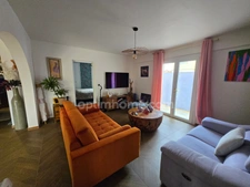 Appartement en rez-de-jardin entièrement rénové(13110)