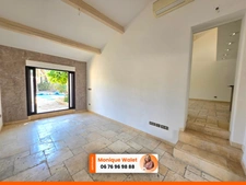 Magnifique propriété de 198 m² avec piscine, jardin, salle de sport avec jaccuzzi et sauna !