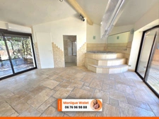 Magnifique propriété de 198 m² avec piscine, jardin, salle de sport avec jaccuzzi et sauna !