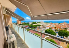 T3 avec vue mer depuis toutes les fenêtres – Centre-ville de PORT DE BOUC (13)