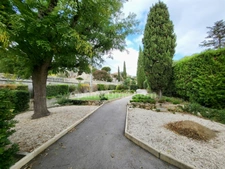? Grande maison Spacieuse avec Vue dégagée et Piscine à Saint Mitre les Remparts ? Emplacement Idéal ?