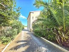MARTIGUES JONQUIÈRES - MAISON AVEC PISCINE (13)