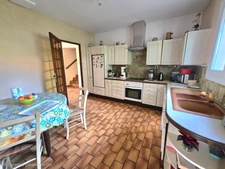Maison traditionnelle avec piscine à vendre à Fos-sur-Mer – 4 chambres et terrain de 750 m²