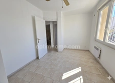Appartement T3 rénové – Rez-de-chaussée – Port-de-Bouc – 100 m de la mer – Libre de locataire