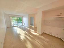Appartement de vos rêves avec vue sur l'Étang de l'Olivier à Istres ! T2. 2 PIECES (13)