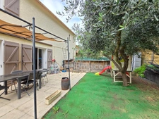 Grande maison familiale T8 avec piscine et jardin – Proche commerces