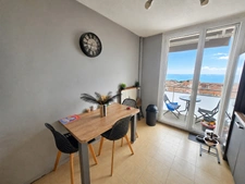 T3 avec vue mer depuis toutes les fenêtres – Centre-ville de PORT DE BOUC (13)