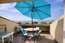 Appartement duplex vue mer à vendre à Fos-sur-Mer (13270) – 100 m plage – Terrasse 19 m² – 83 m² au sol