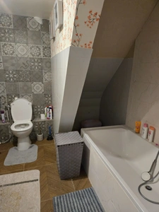 Appartement en rdc rénové avec grand extérieur  – Esprit maison 