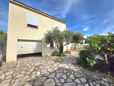 Maison traditionnelle avec piscine à vendre à Fos-sur-Mer – 4 chambres et terrain de 750 m²