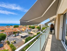 T3 avec vue mer depuis toutes les fenêtres – Centre-ville de PORT DE BOUC (13)