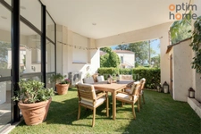 Appartement 104 m2, possibilité studiio indépendant- Véranda,  2 terrasses-jardin, parking privatif, cave